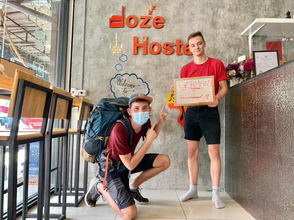 Doze Hostel Τσιάνγκ Μάι Εξωτερικό φωτογραφία