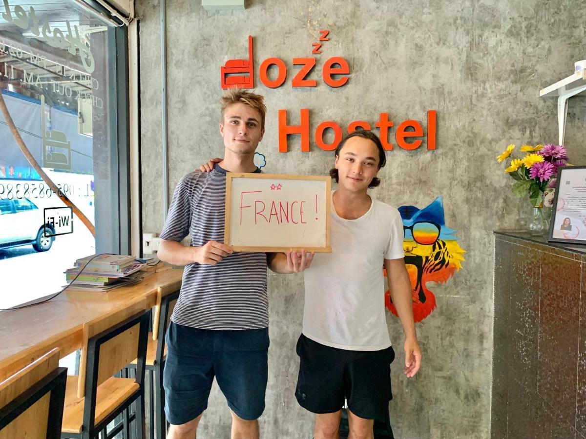 Doze Hostel Τσιάνγκ Μάι Εξωτερικό φωτογραφία