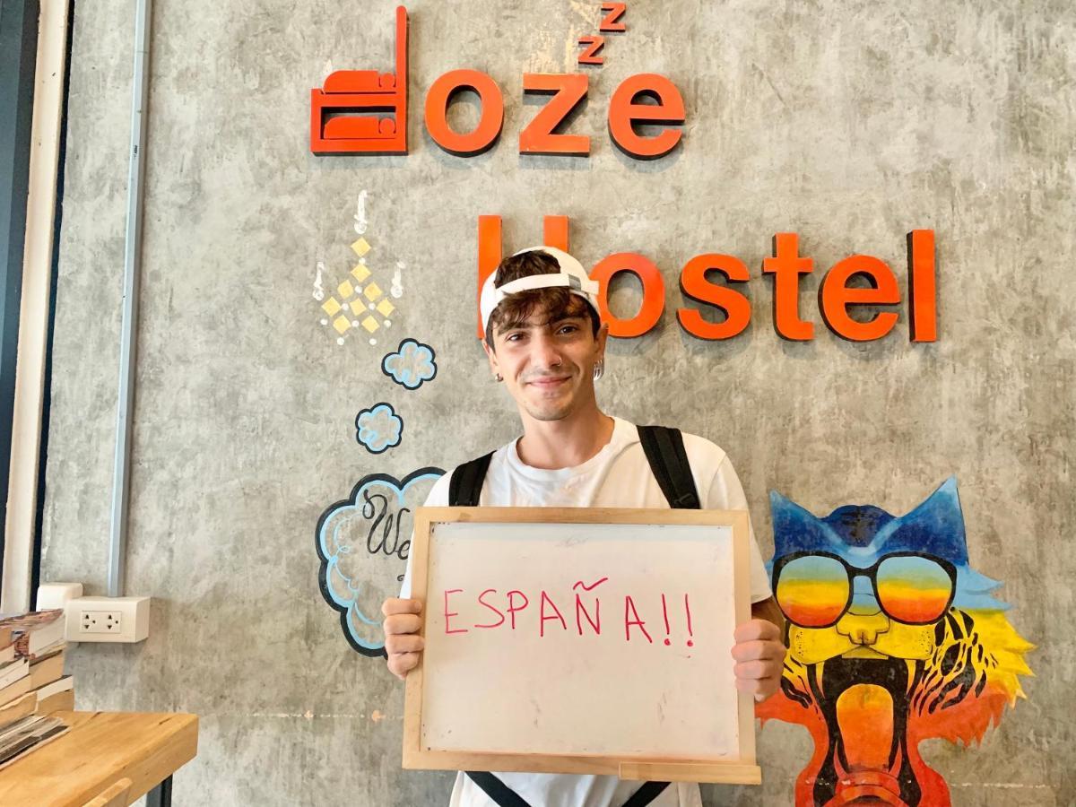 Doze Hostel Τσιάνγκ Μάι Εξωτερικό φωτογραφία