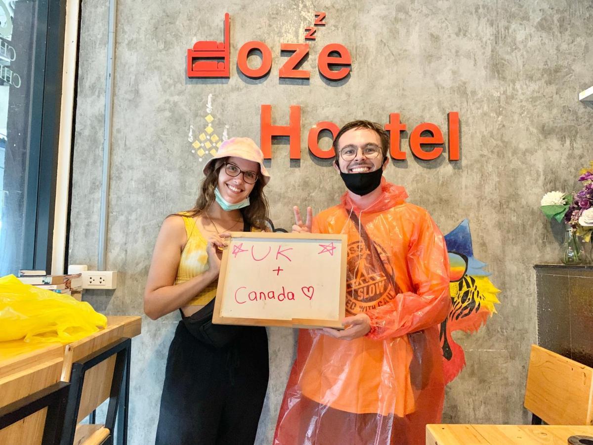 Doze Hostel Τσιάνγκ Μάι Εξωτερικό φωτογραφία