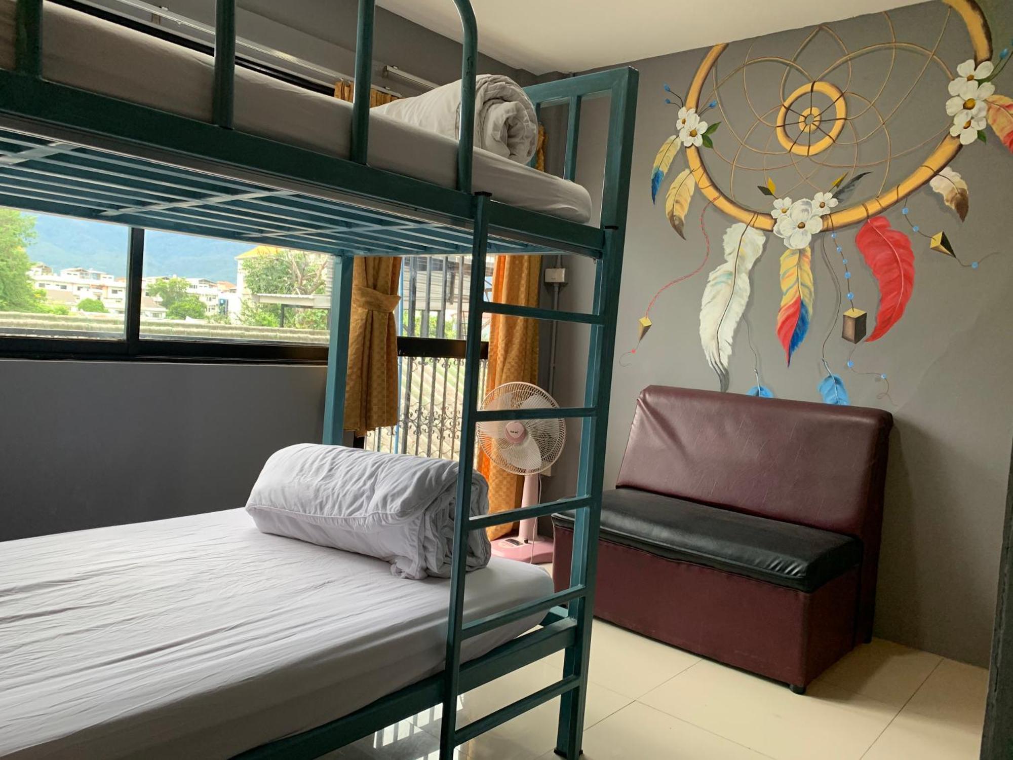 Doze Hostel Τσιάνγκ Μάι Εξωτερικό φωτογραφία