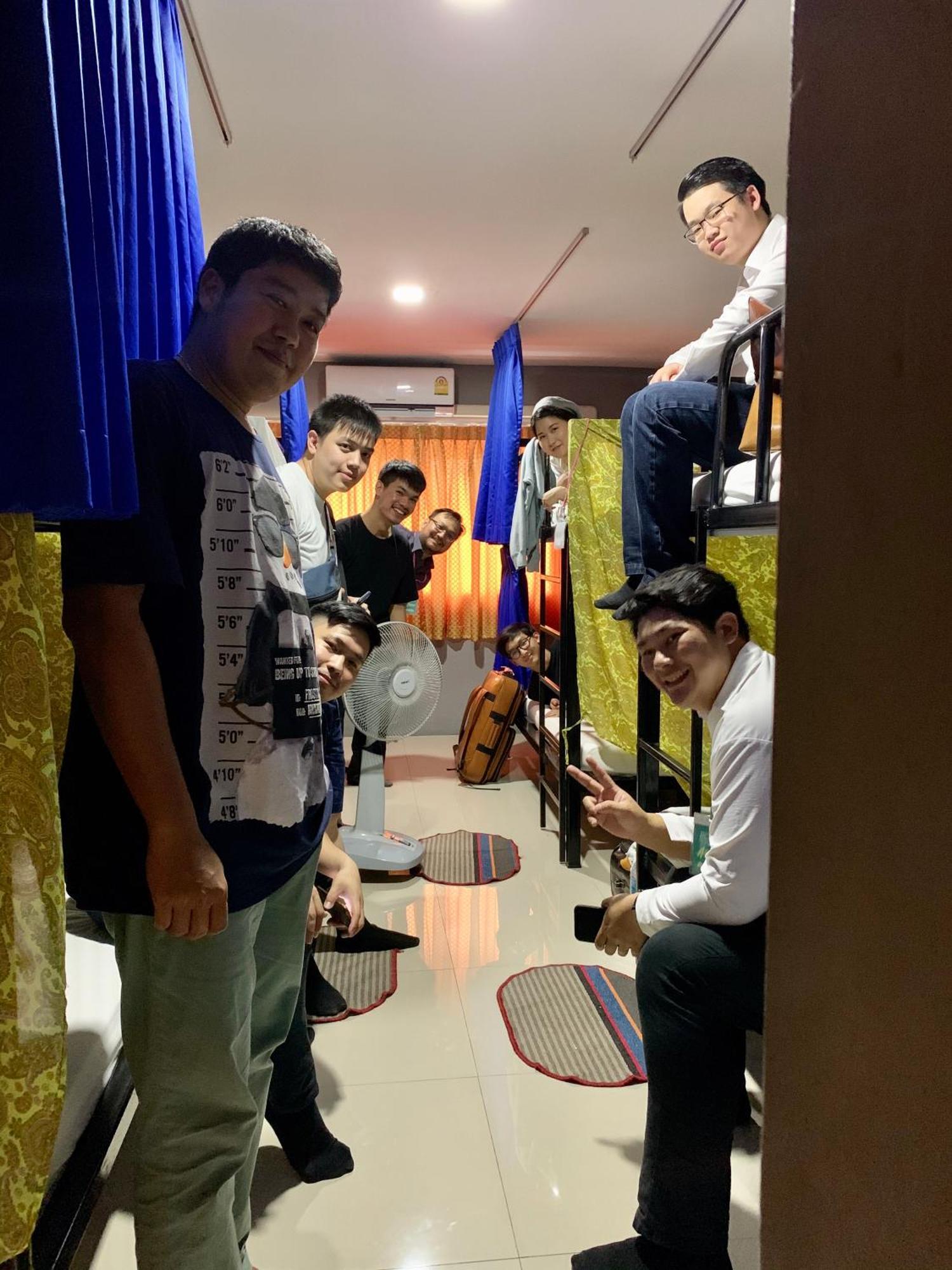 Doze Hostel Τσιάνγκ Μάι Εξωτερικό φωτογραφία