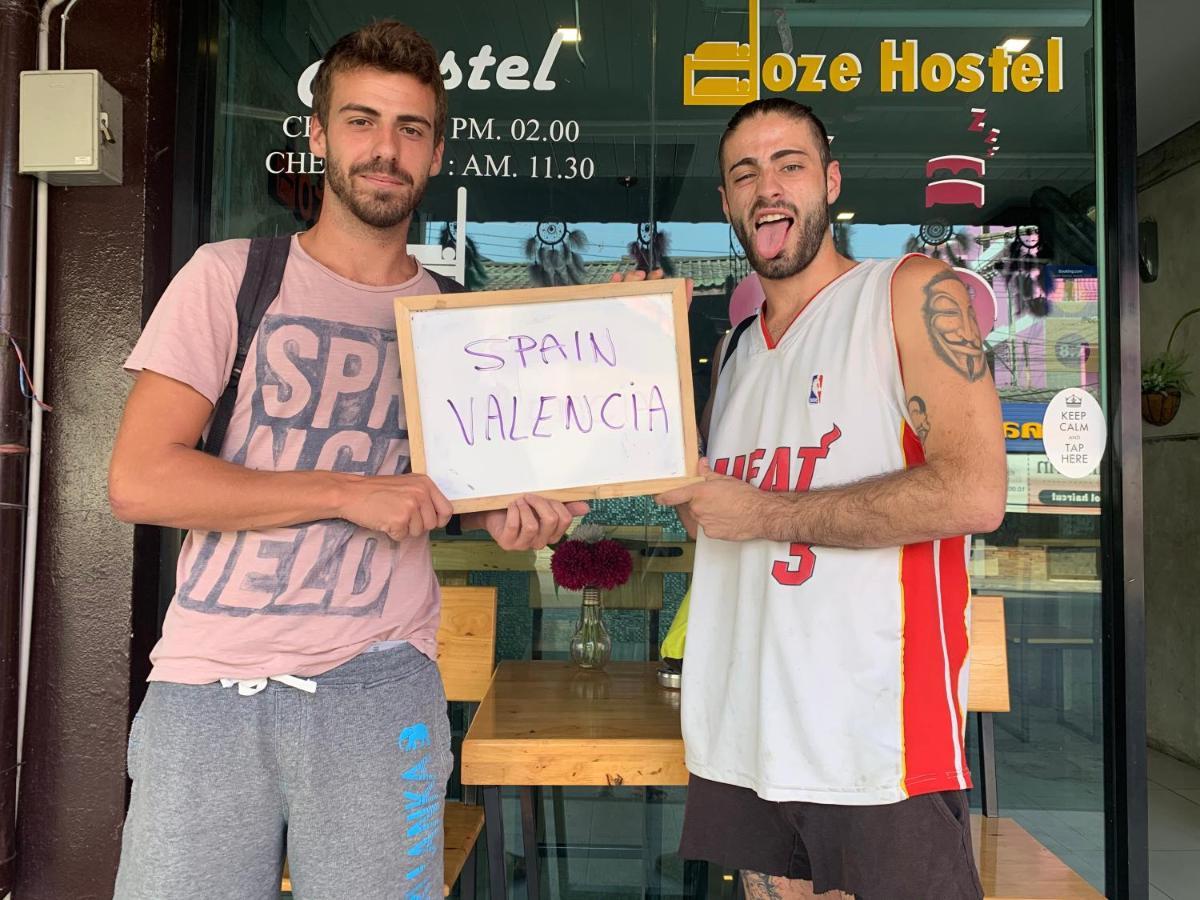 Doze Hostel Τσιάνγκ Μάι Εξωτερικό φωτογραφία